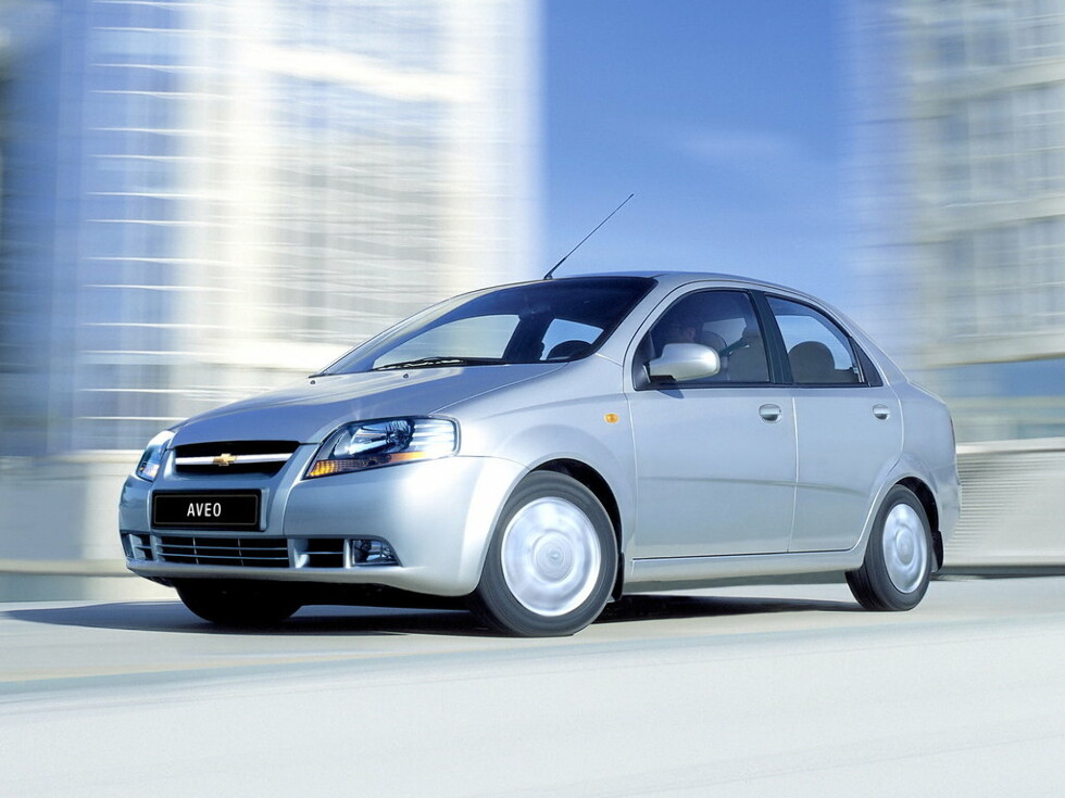 Коврики текстильные "Стандарт" для Chevrolet Aveo I (седан / T200) 2002 - 2008, черные, 5шт.