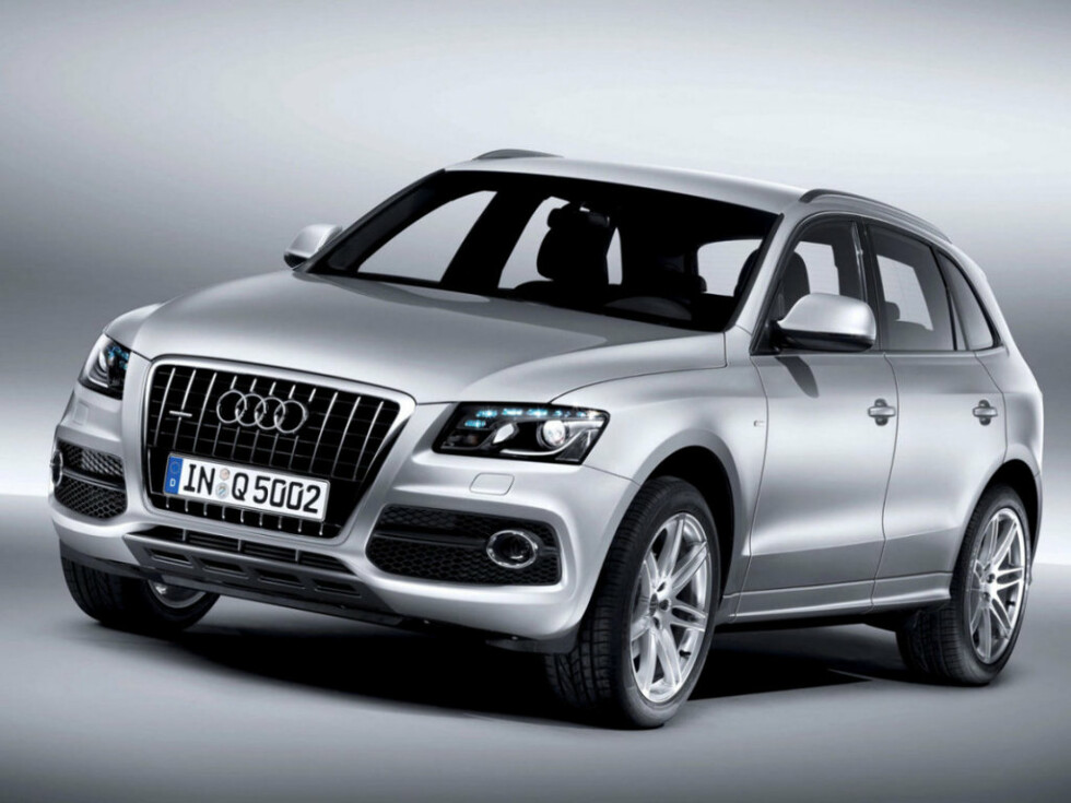 Коврики текстильные "Премиум+" для Audi Q5 I (suv / 8R) 2008 - 2012, черные, 5шт.